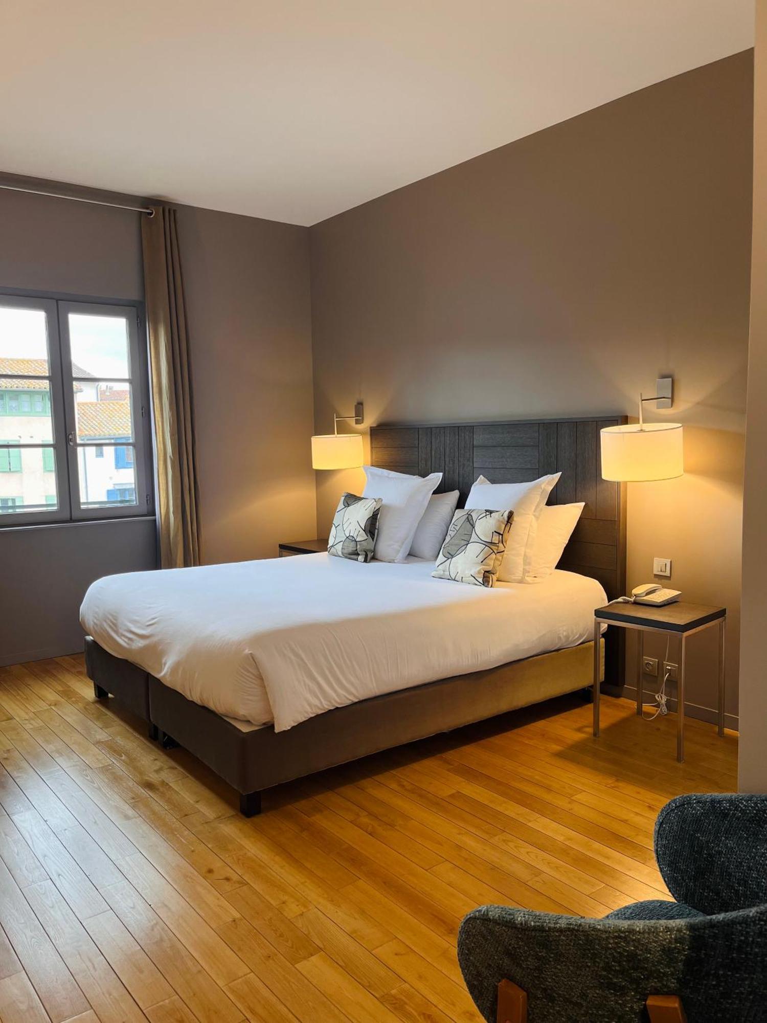 Grand Hotel De Castres Καστρ Εξωτερικό φωτογραφία